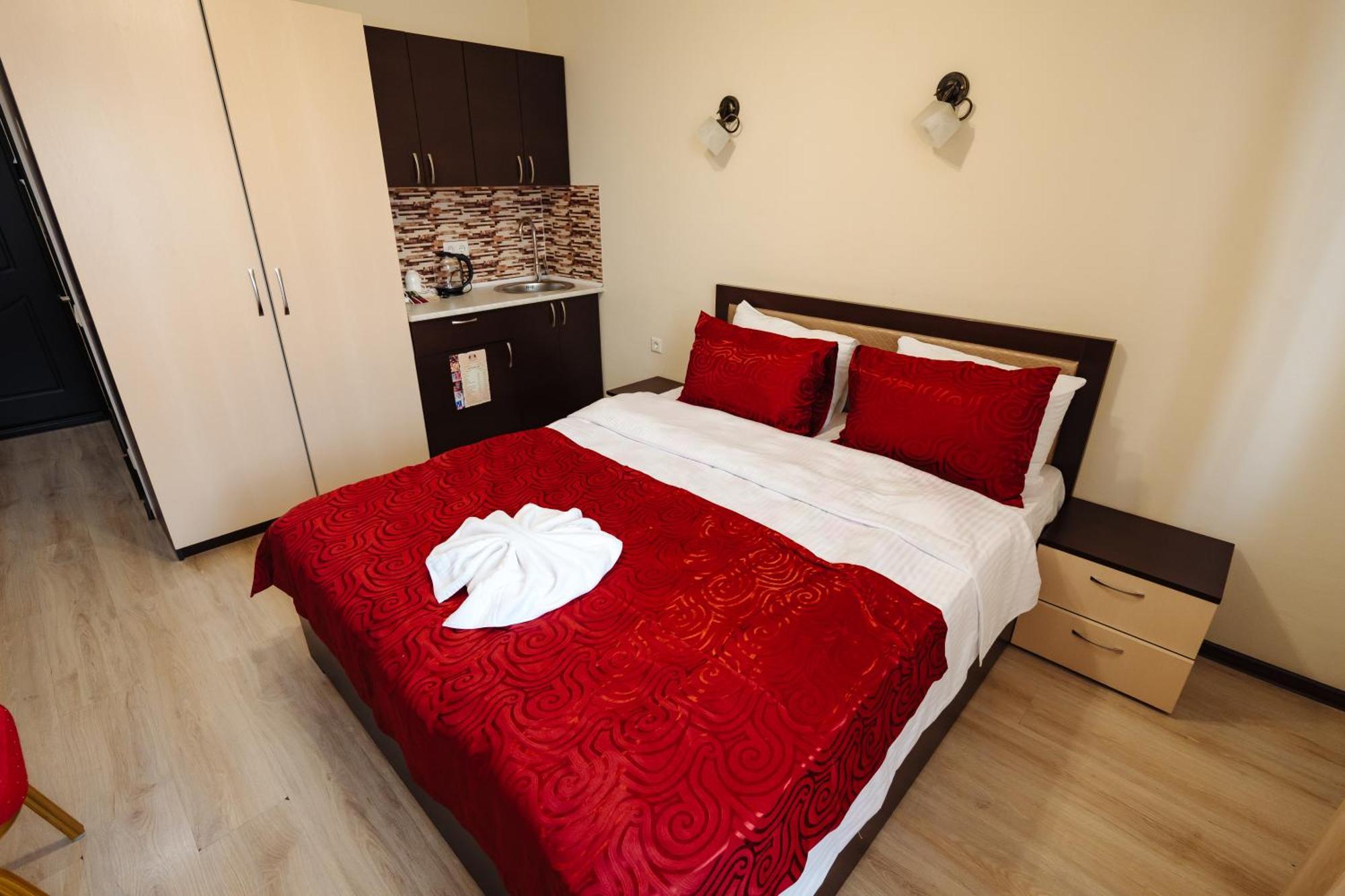 Lolo'S Bliss Hotel Кишинів Екстер'єр фото