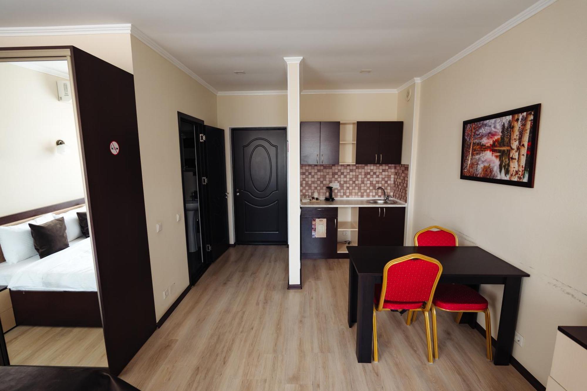 Lolo'S Bliss Hotel Кишинів Екстер'єр фото