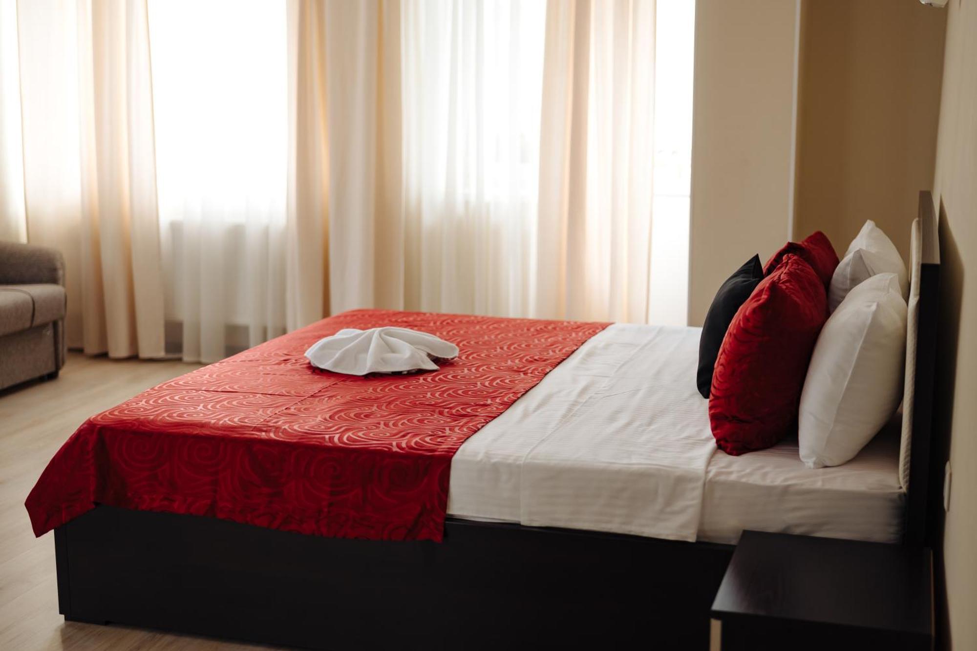 Lolo'S Bliss Hotel Кишинів Екстер'єр фото